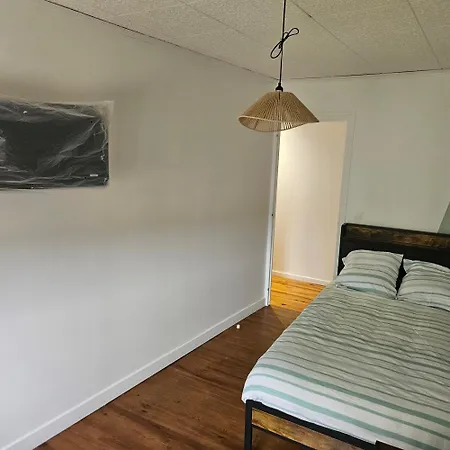 Gite Golfech בית נופש *